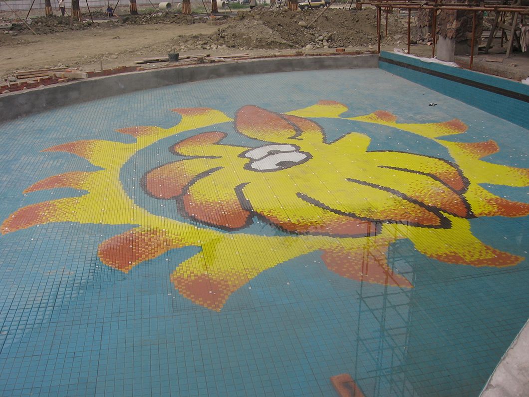 边城香格里游泳池02